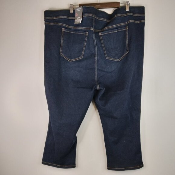 Torrid High Rise Cropped Lean Jean Super Soft Dark Wash Size 5X. NWT - Picture 4 of 13